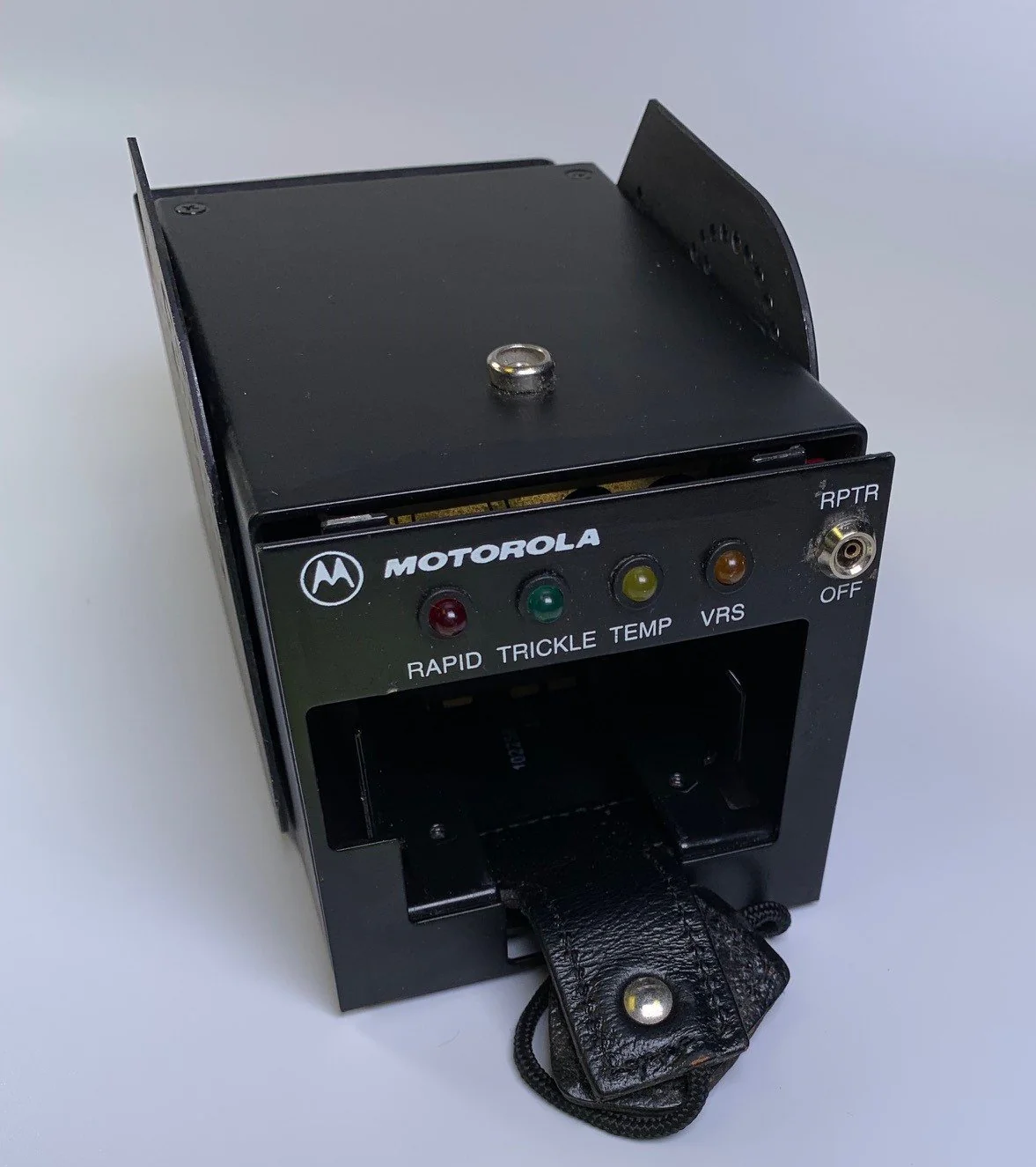 Motorola NTN9176C Vehicle Rapid Charger Questions & Answers