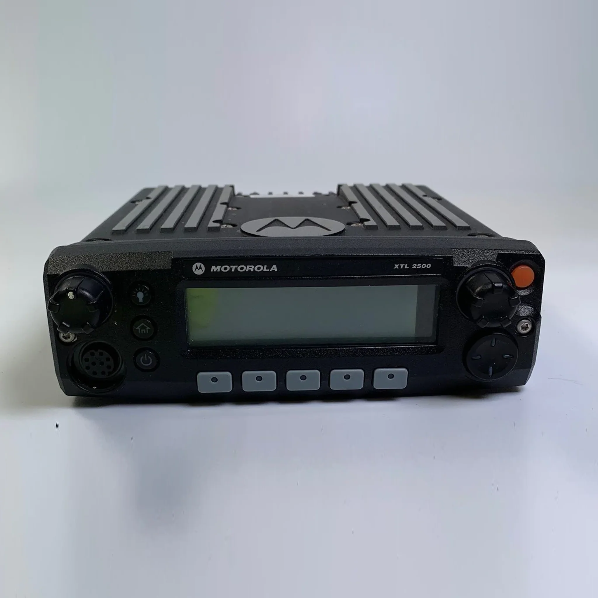 Motorola XTL2500 M21SSM9PW1AN UHF R2 P25 Mobile Radio Questions & Answers