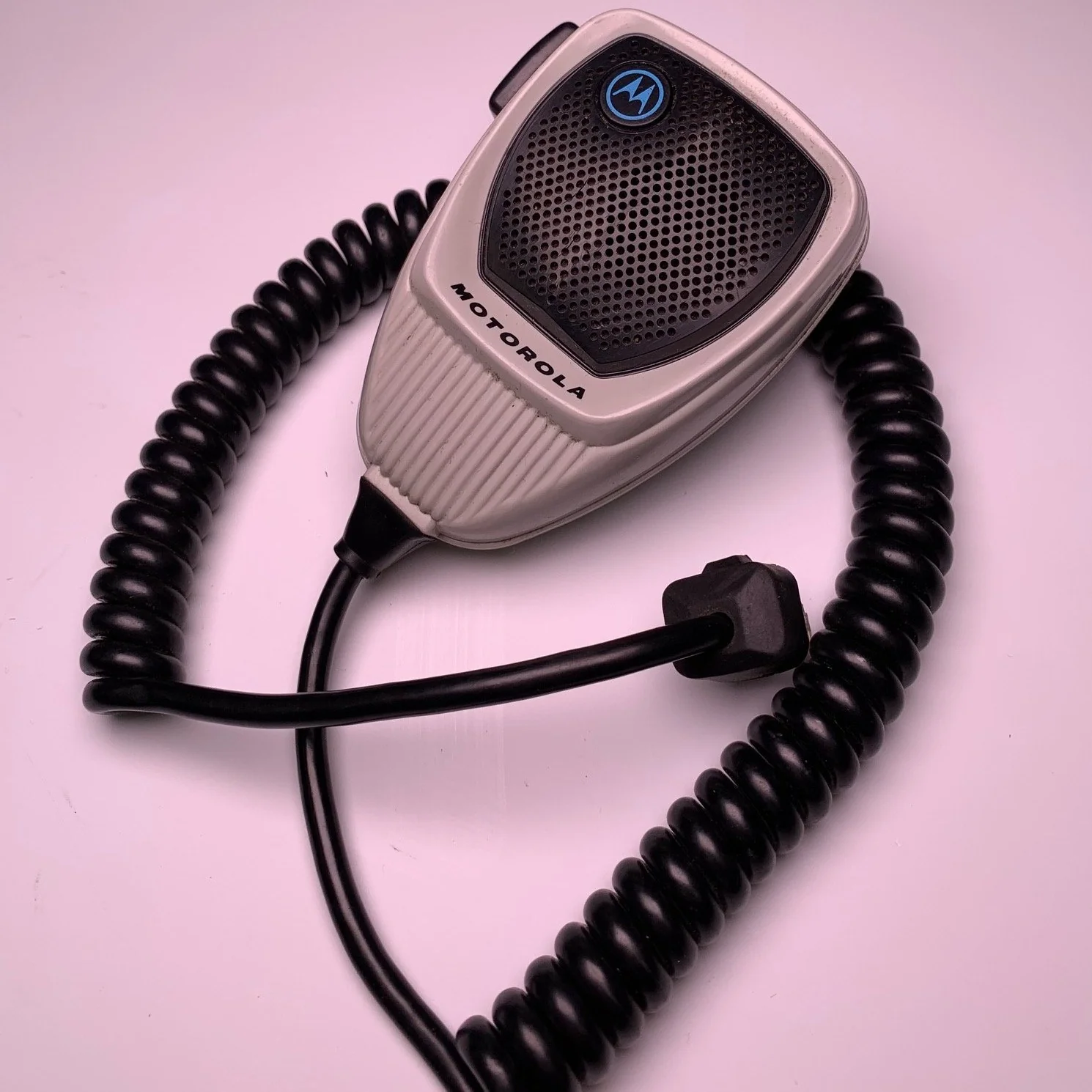 Motorola HMN1056D Compact Palm Microphone Questions & Answers