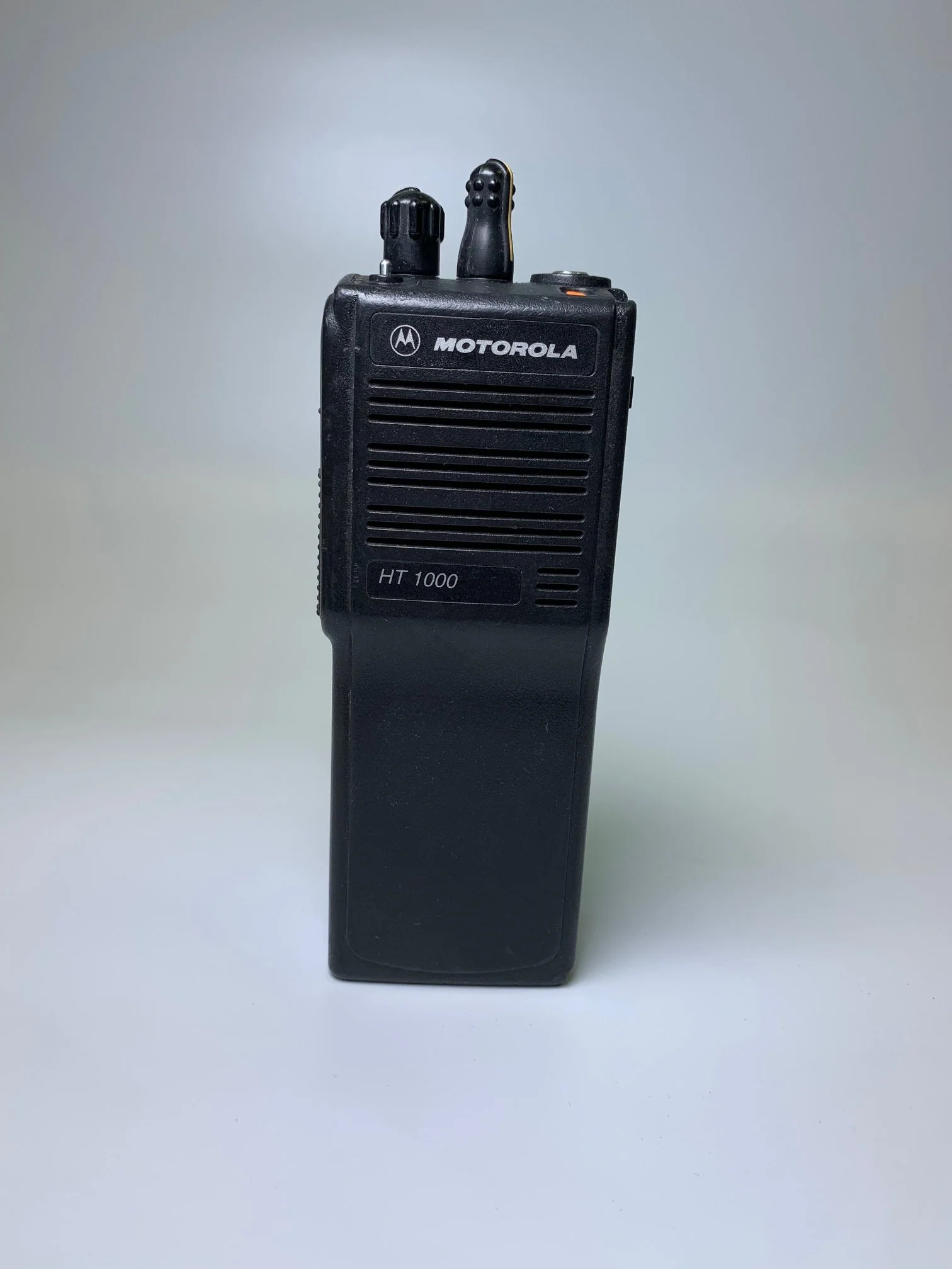 Motorola HT1000 H01KDC9AA3DN VHF Portable Questions & Answers