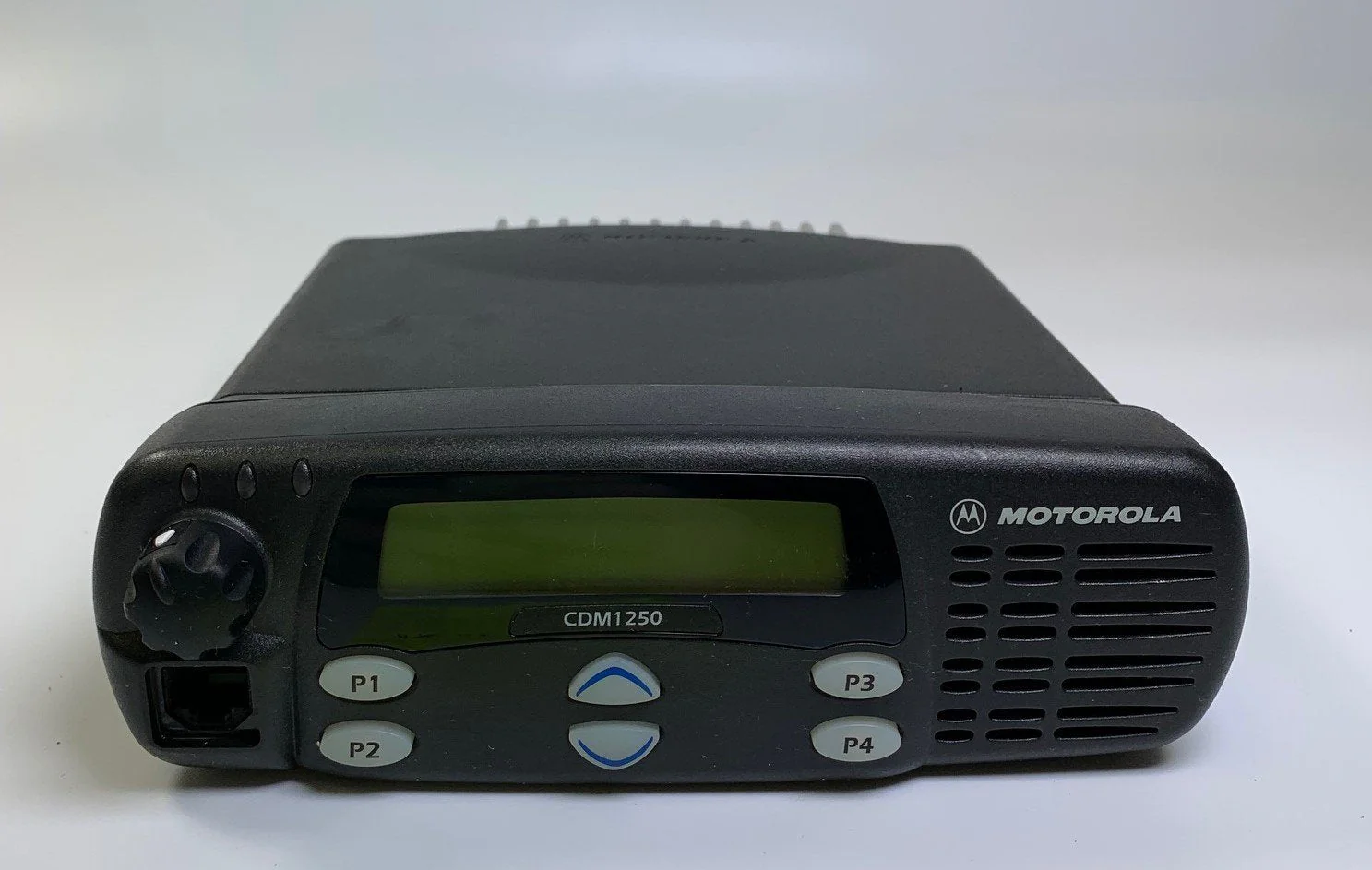 Motorola CDM1250 AAM25KHD9AA2AN VHF Mobile Questions & Answers