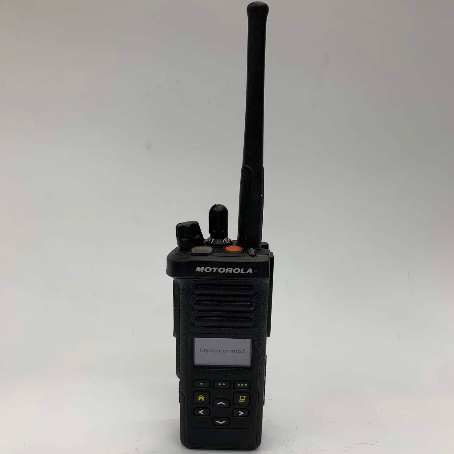 Motorola APX4000 H51SDF9PW6AN UHF R2 Digital Portable Radio Questions & Answers