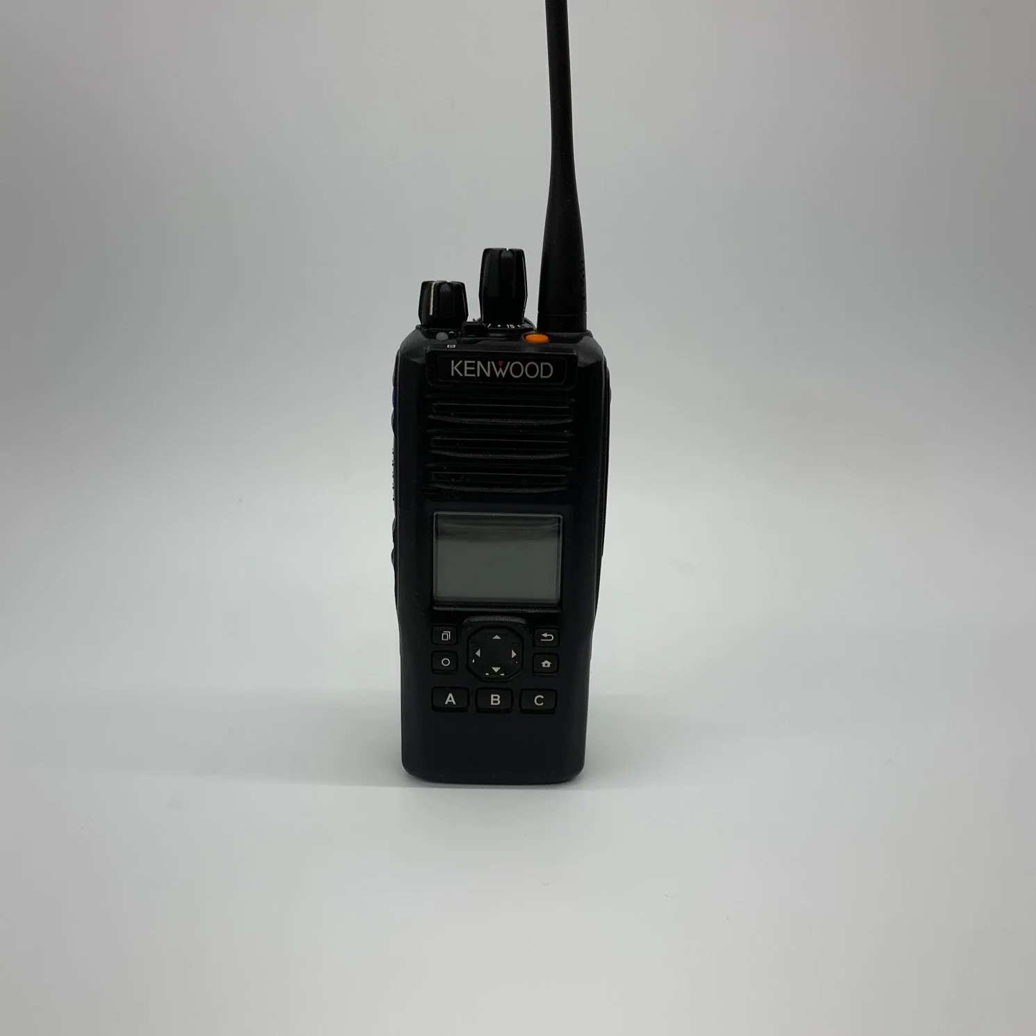 Kenwood NX-5300-K2 UHF Portable Radio NX-5300 Questions & Answers