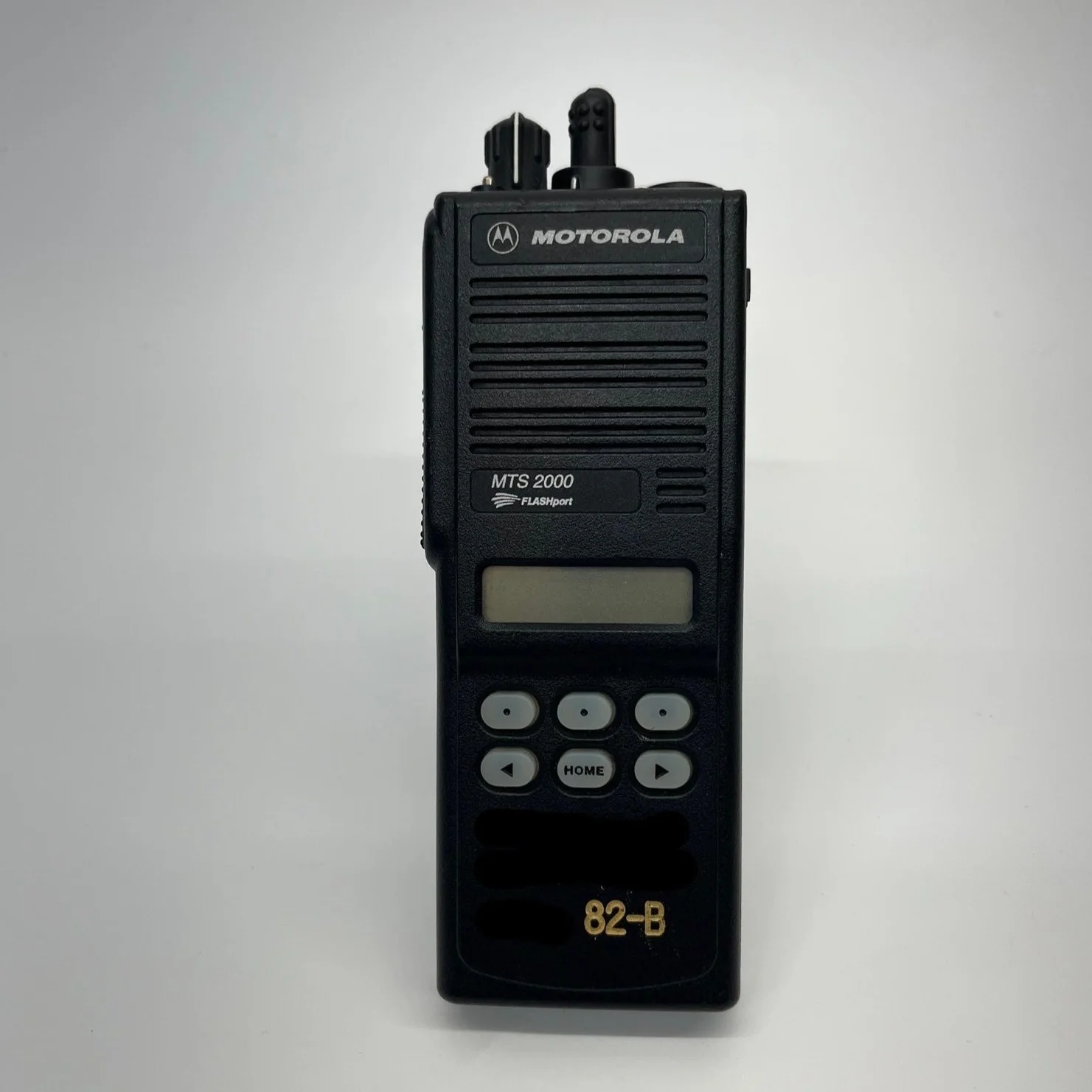 Hi There: The Model number on this ad is for a UHF radio ,not a 800mhz.  please verify it, in the back of the radio