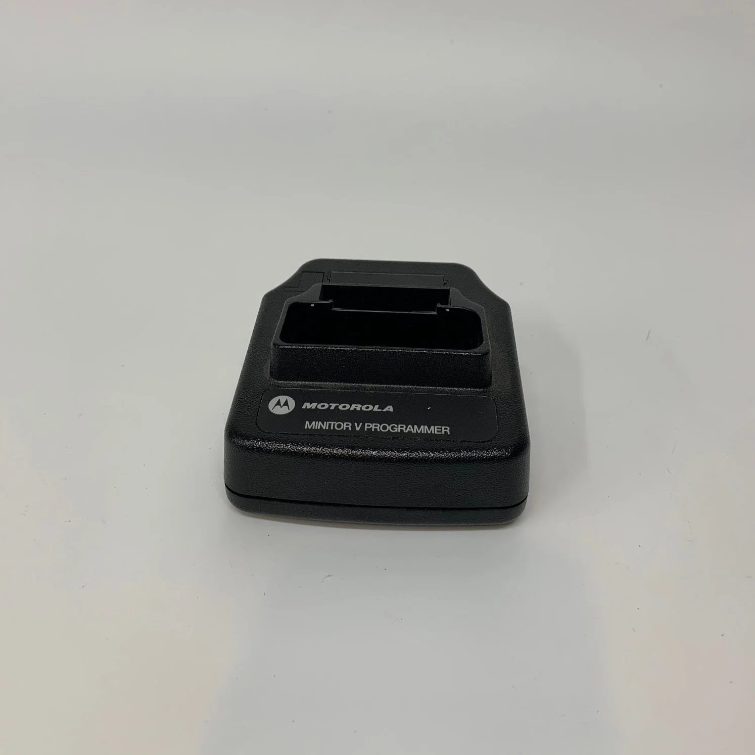 Motorola Minitor V RLN6360A Programming Cradle Questions & Answers