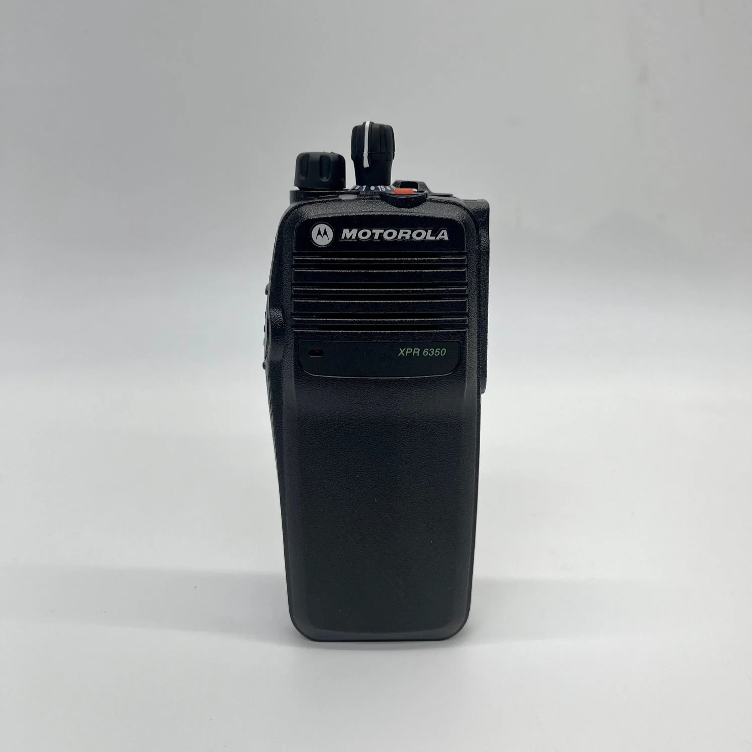 Motorola XPR6350 AAH55QDC9LA1AN Digital UHF R1 Portable Radio MOTOTRBO Questions & Answers