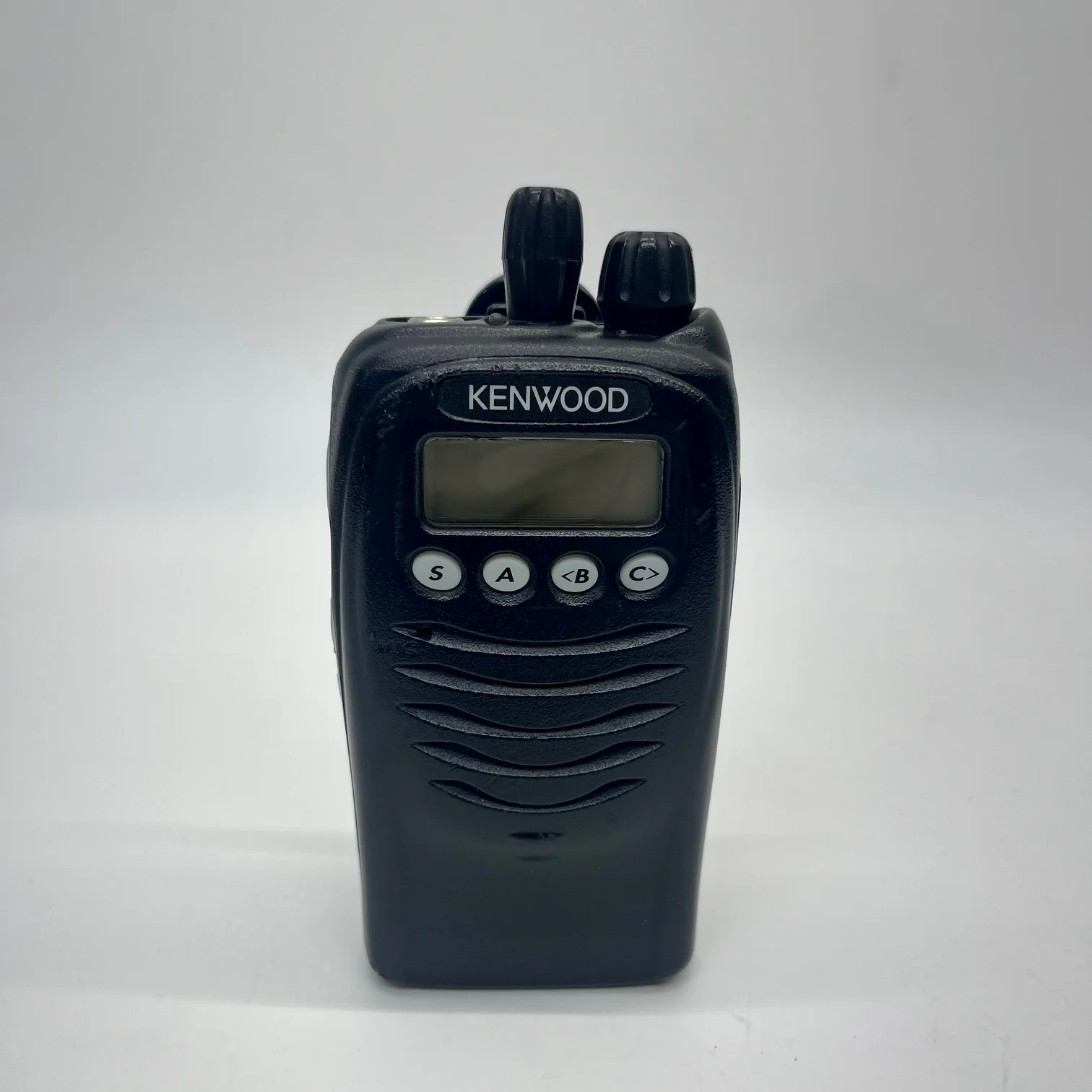 Kenwood TK3173 UHF Portable TK-3173-K Questions & Answers