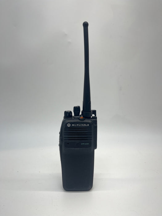 Motorola XPR6300 AAH55TDC9JA1AN Digital UHF Portable Radio MOTOTRBO - HaloidRadios.com