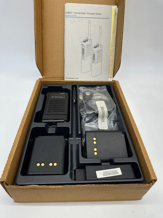 Motorola Saber Handie-Talkie UHF H99QX+057H H44QXN7139CN Portable UHF Radio SECURENET Bundle