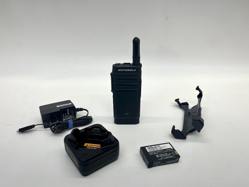 Motorola SL300 AAH88QCP9JA2AN MotoTRBO UHF 99 Channel Portable - HaloidRadios.com