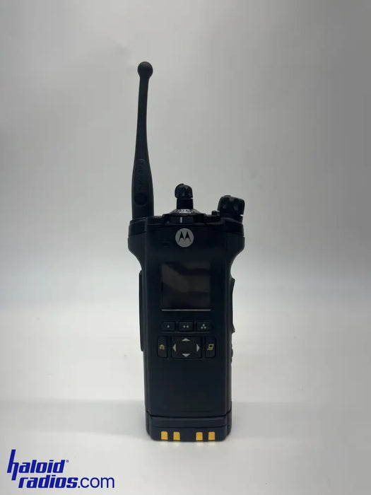 Motorola APX6000 H98UCF9PW6AN 7 / 800 MHz Portable P25 - HaloidRadios.com