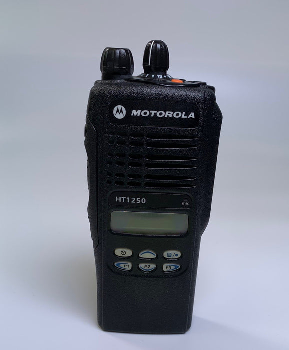 Motorola HT1250 AAH25CEF9AA5AN Low Band Portable