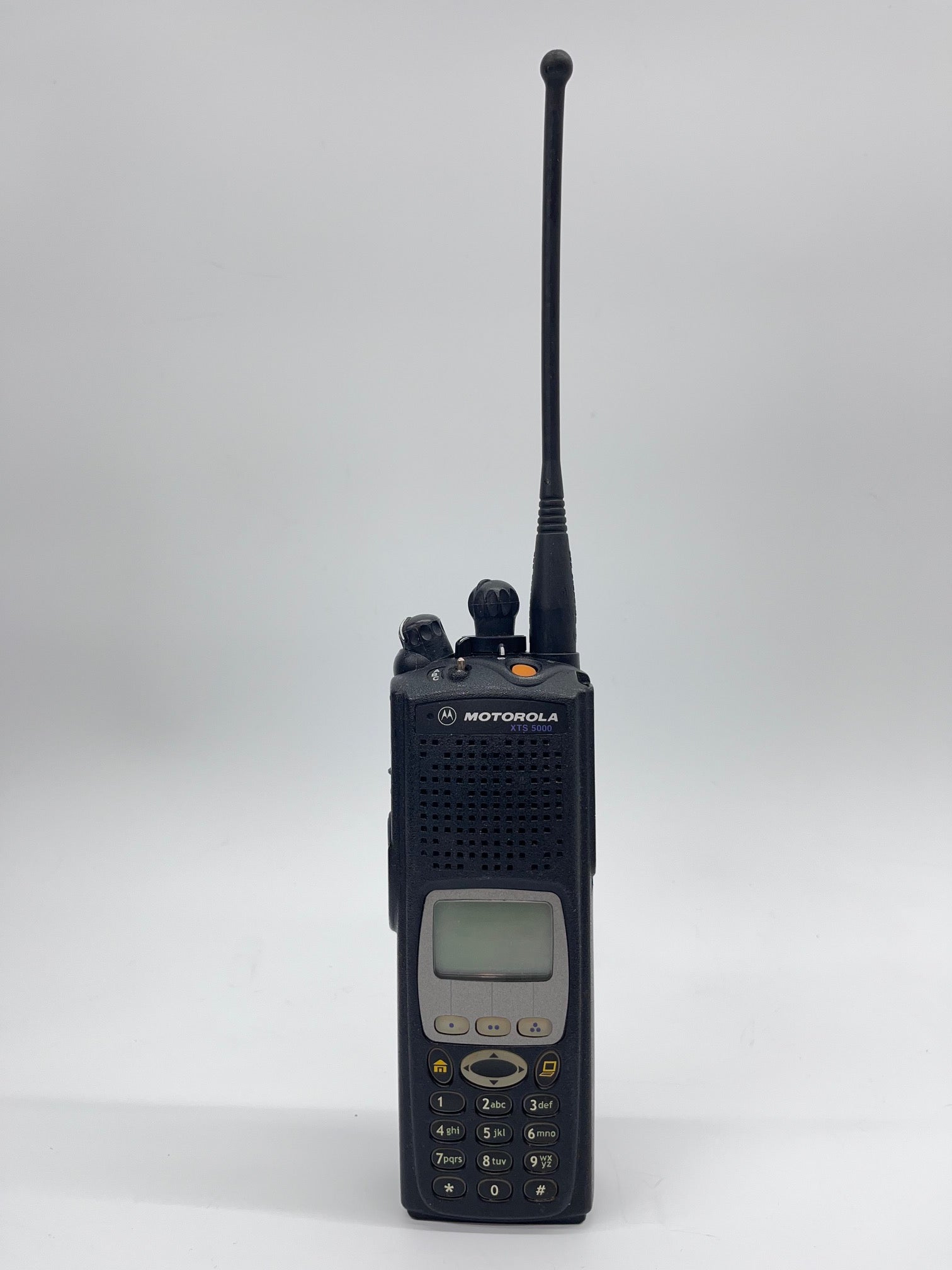 Motorola XTS5000 H18UCH9PW7AN 800 MHz Model 3 Portable P25 M3 |  HaloidRadios.com