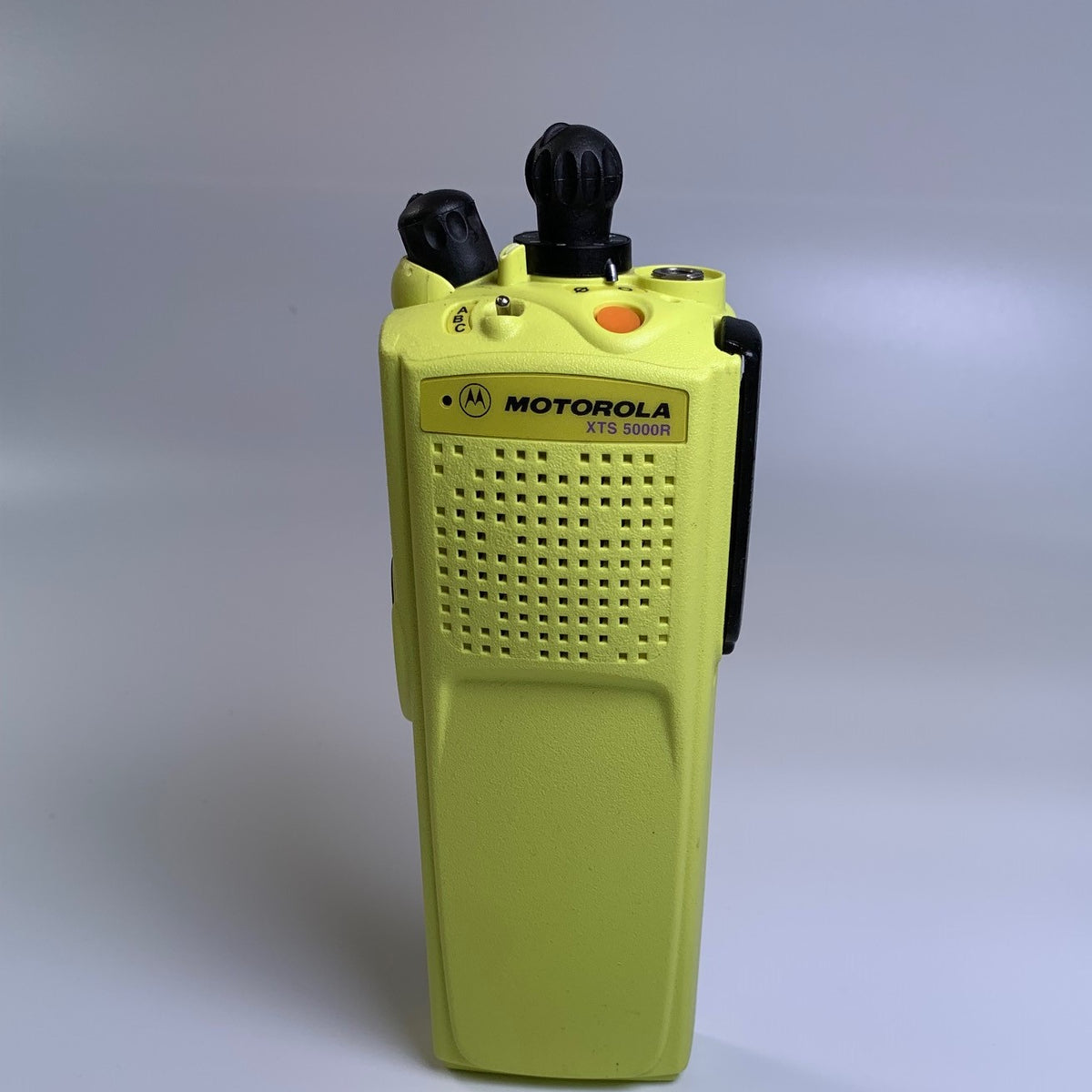 Motorola XTS5000 R VHF H18KEC9PW5AN P25 - INTRINSICALLY SAFE - YELLOW