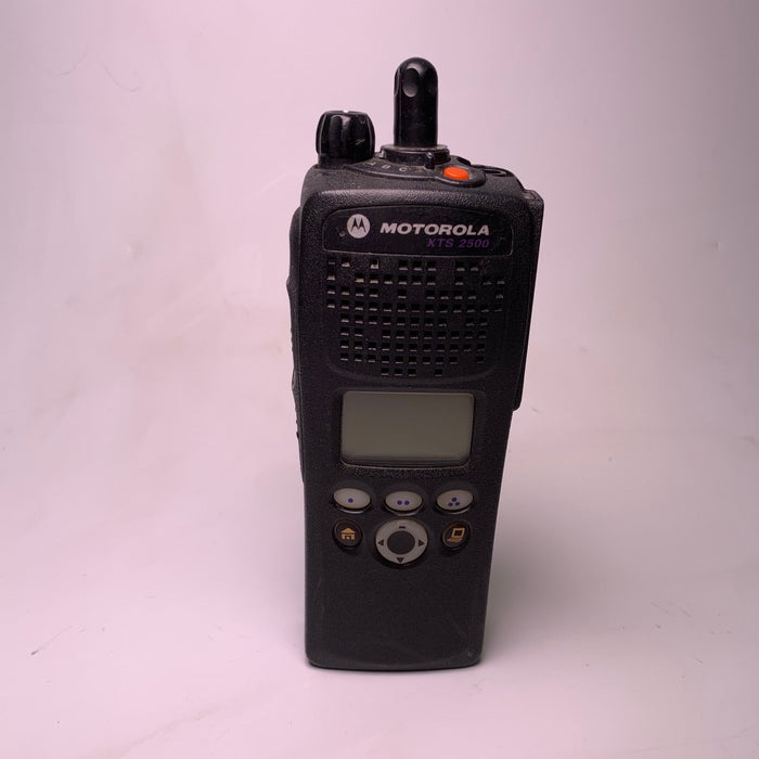 Motorola XTS2500 UHF R2 H46SDF9PW6AN AN Model 2 Portable - HaloidRadios.com